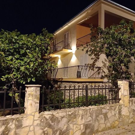 Apartman Noni Биоград на Мору Екстериор снимка