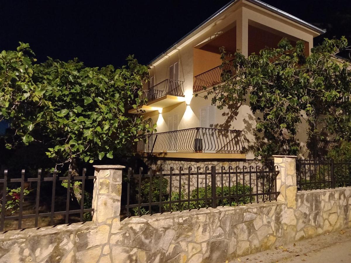 Apartman Noni Биоград на Мору Екстериор снимка