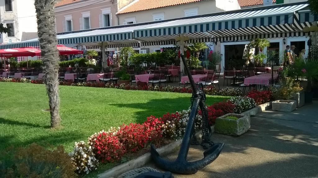 Apartman Noni Биоград на Мору Екстериор снимка